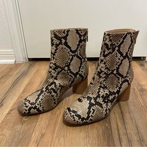 NWOT Snakeskin Neutral Heeled Booties, Size 8